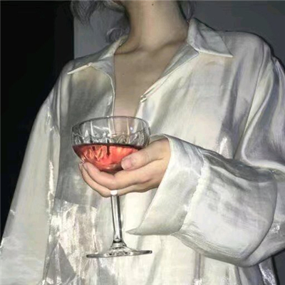 微信唯美阳光女生头像