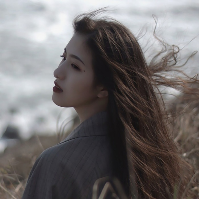 微信气质高颜值时尚女生头像