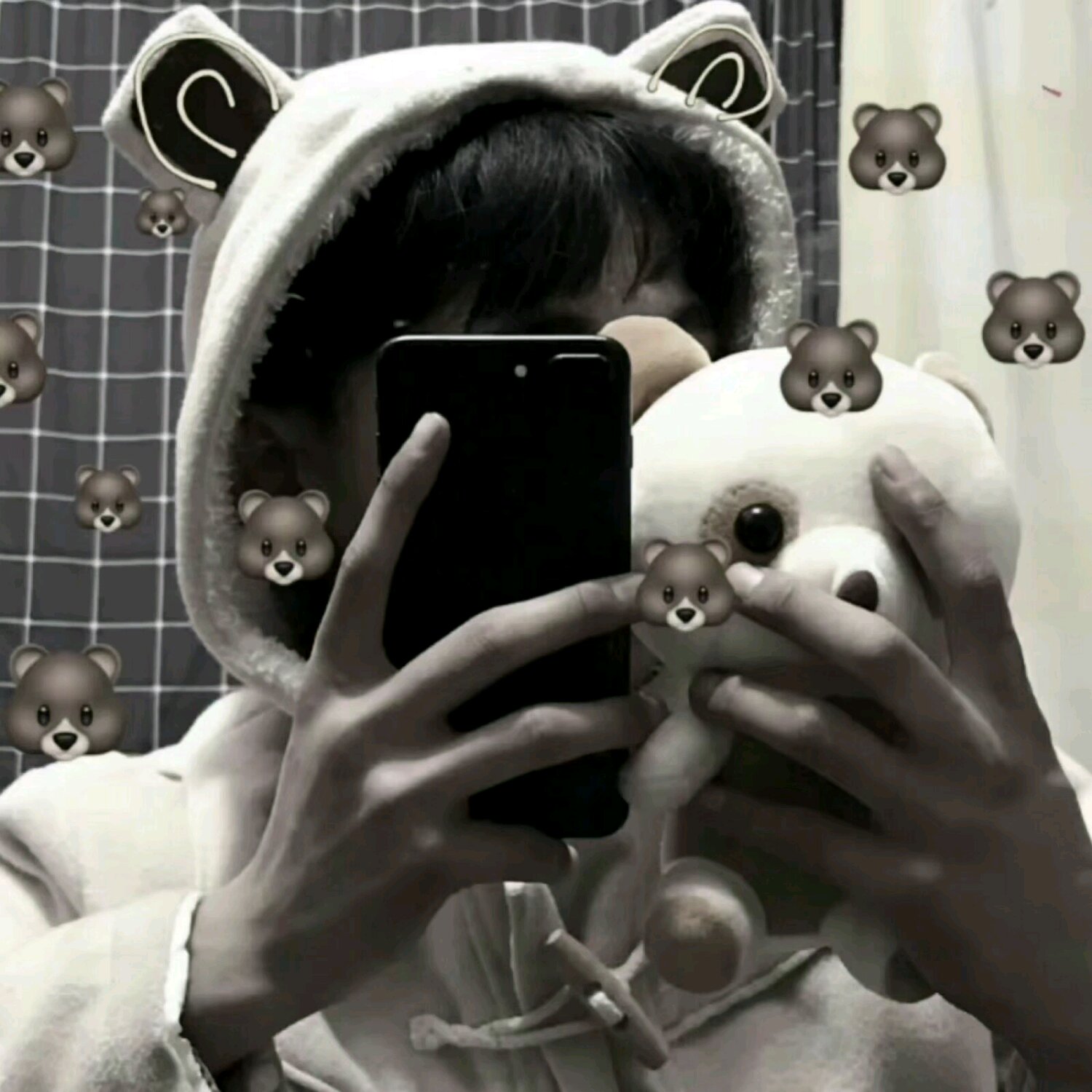 微信潮流性感冷酷男生头像