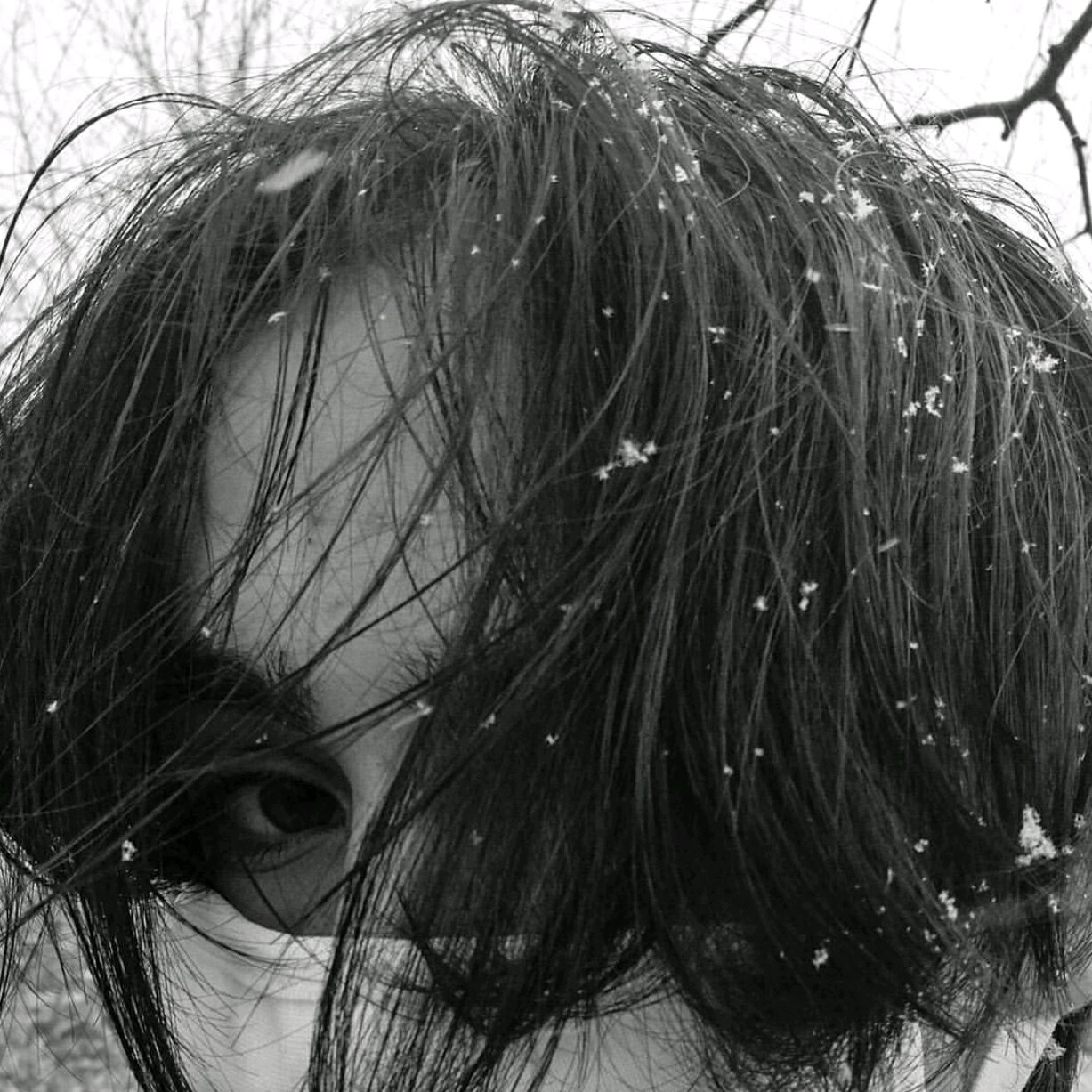 微信潮流性感冷酷男生头像