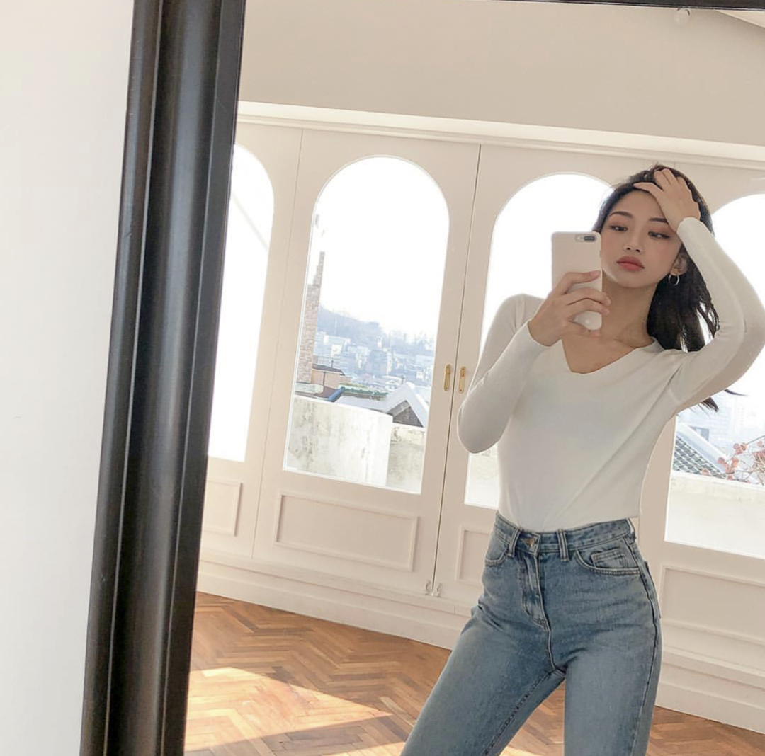 微信时尚阳光气质女生头像