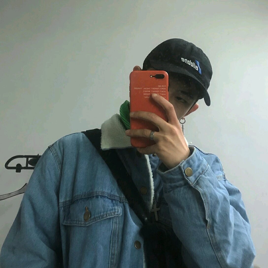 微信潮流性感冷酷男生头像