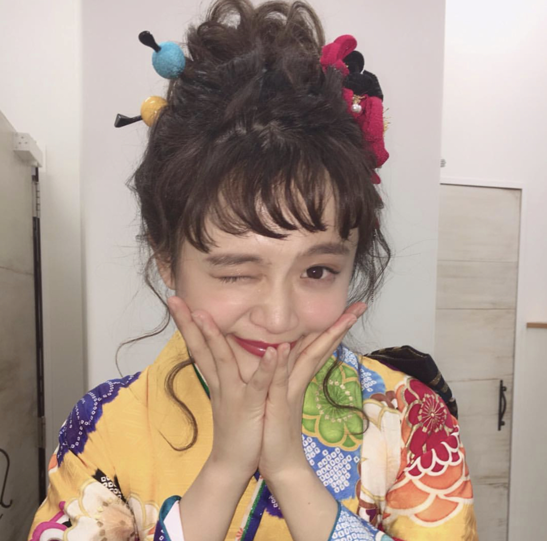 微信清新气质阳光迷人女生头像