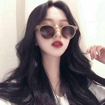 个性潮酷的女生系列微信头像合集下载