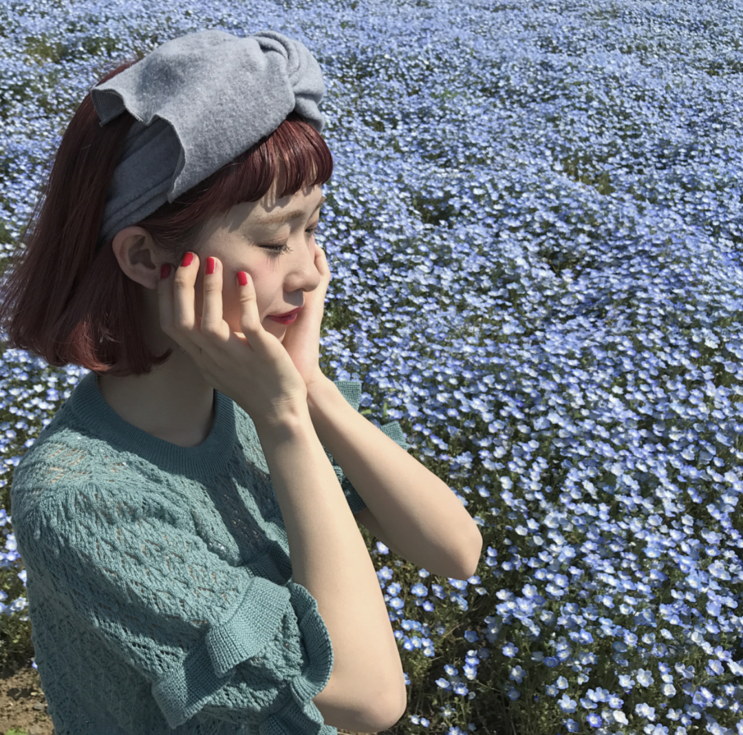 微信阳光文艺女生头像