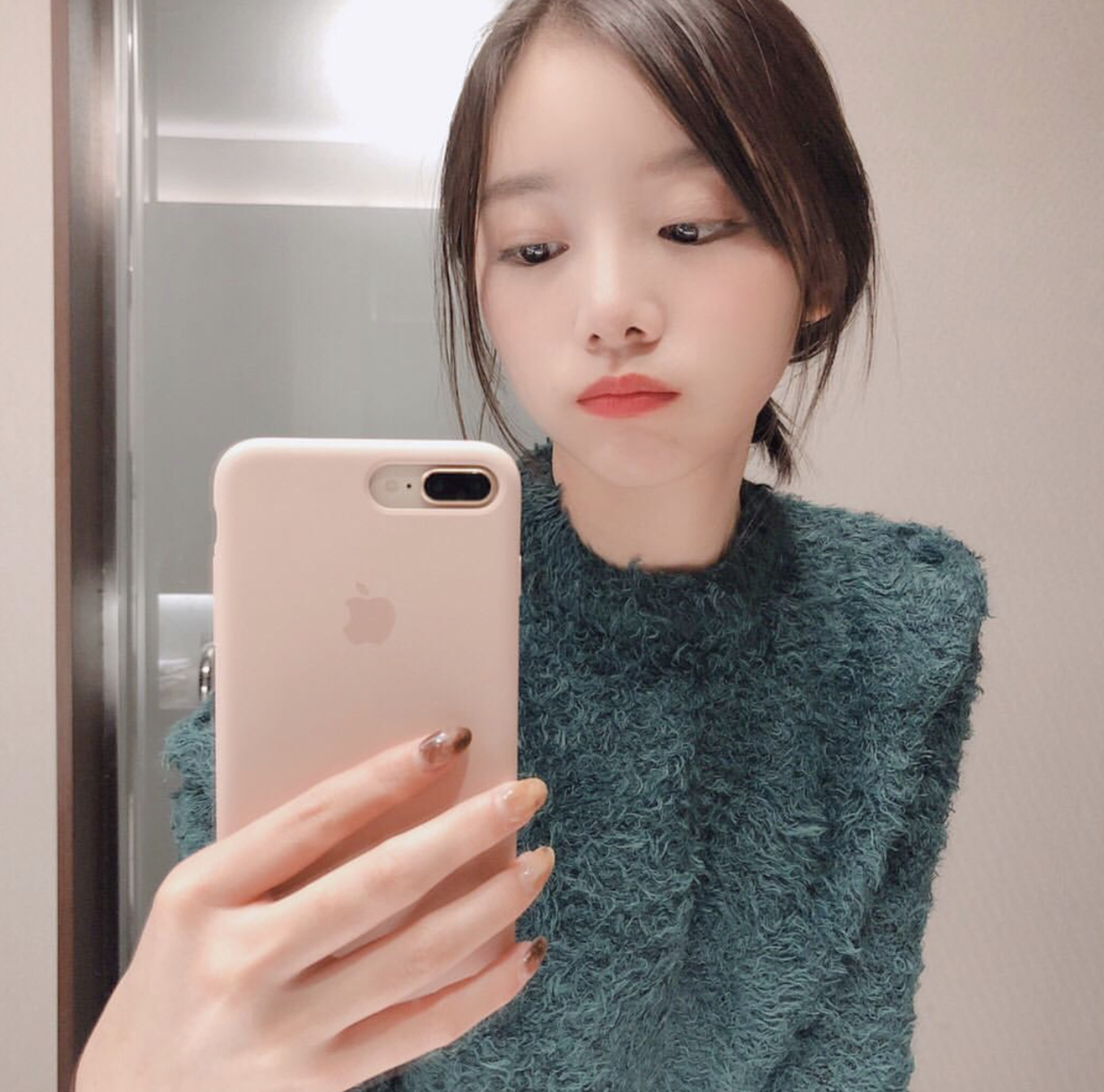 微信时尚阳光气质女生头像