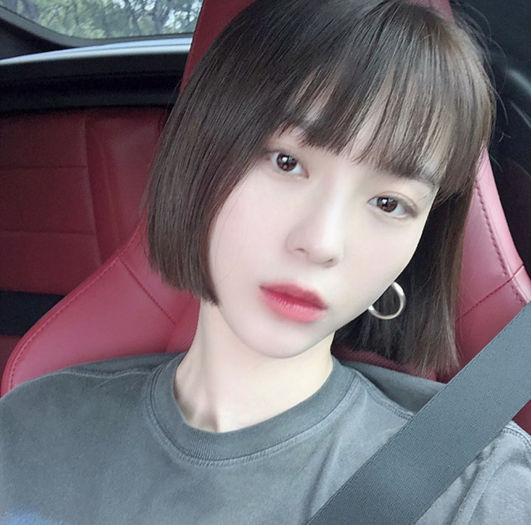 微信清新气质阳光迷人女生头像