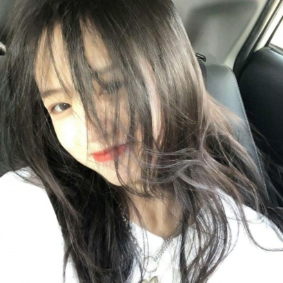 个性潮酷的女生系列微信头像合集下载