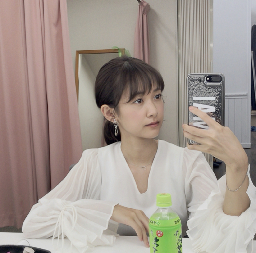 微信阳光文艺女生头像