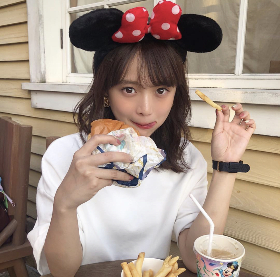 微信清新气质阳光迷人女生头像