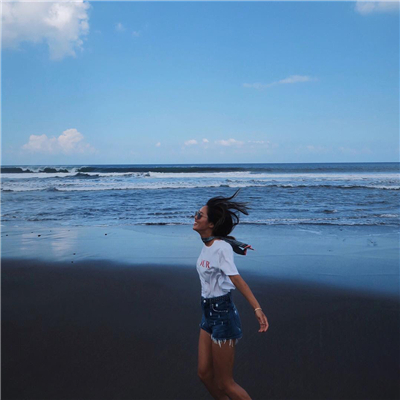 微信清新时尚阳光欧美女生头像