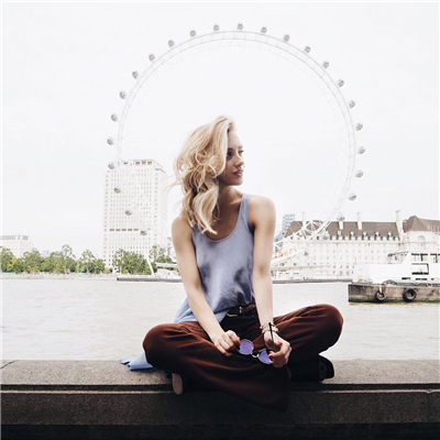 微信清新时尚阳光欧美女生头像