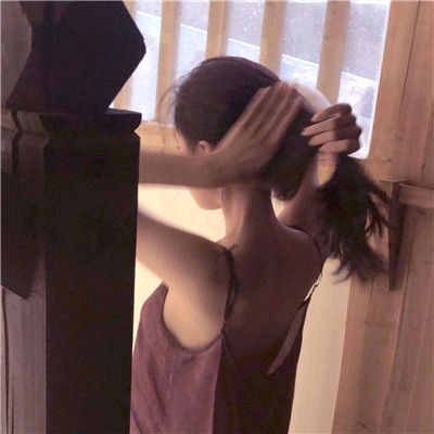微信文艺清新气质女生头像
