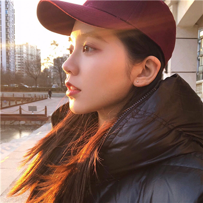 微信佛系高颜值气质女头