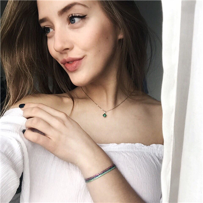 微信清新时尚阳光欧美女生头像