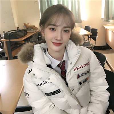 微信小清新阳光温馨女生头像