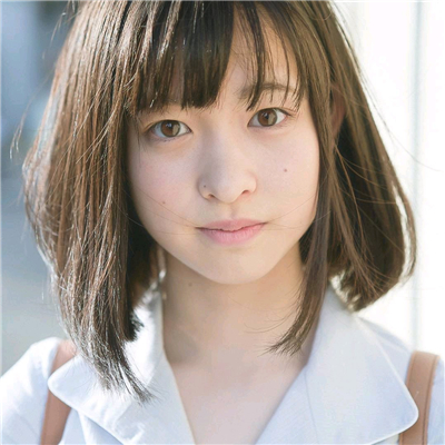 微信小清新阳光温馨女生头像