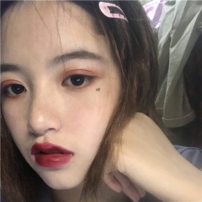 简洁漂亮时尚女生头像