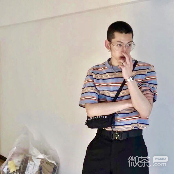 微信帅气成熟性感男生头像