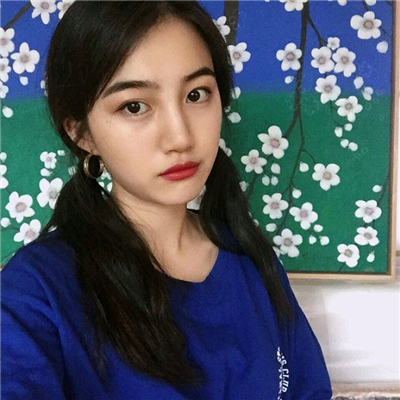 微信小清新阳光温馨女生头像