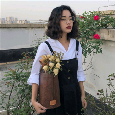气质唯美女生微信头像