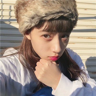 微信粉嫩好看小清新时尚女生头像