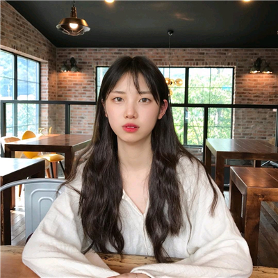 微信小清新阳光温馨女生头像