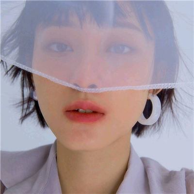 清新迷人气质女生头像