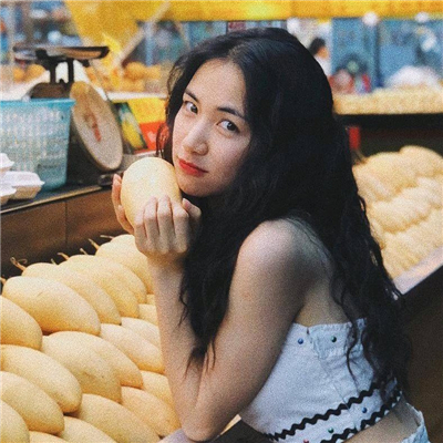清新迷人气质女生头像