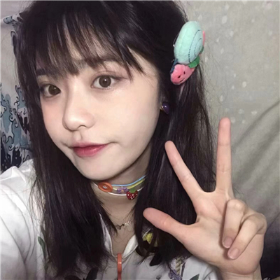 微信文艺阳光粉嫩女生头像