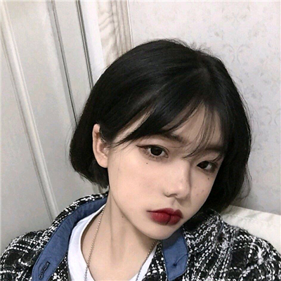 微信深沉佛系时尚女生头像