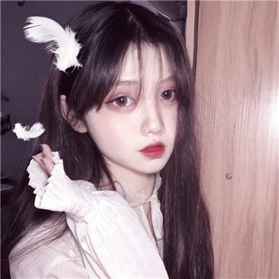微信清新纯洁阳光女生头像