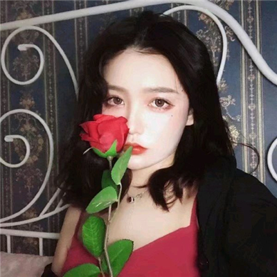 微信深沉佛系时尚女生头像