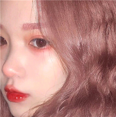 微信深沉佛系时尚女生头像