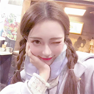 微信文艺阳光粉嫩女生头像