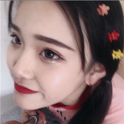 微信文艺迷人气质女生头像