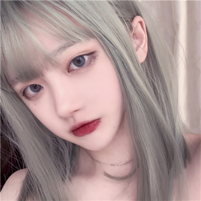 微信文艺迷人气质女生头像