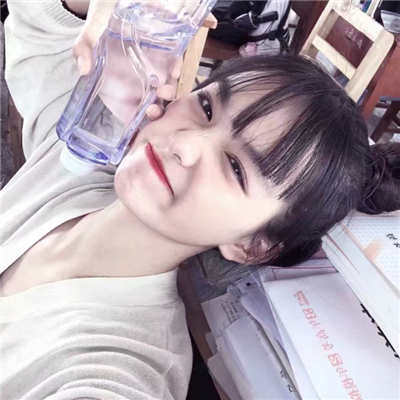 微信文艺阳光粉嫩女生头像