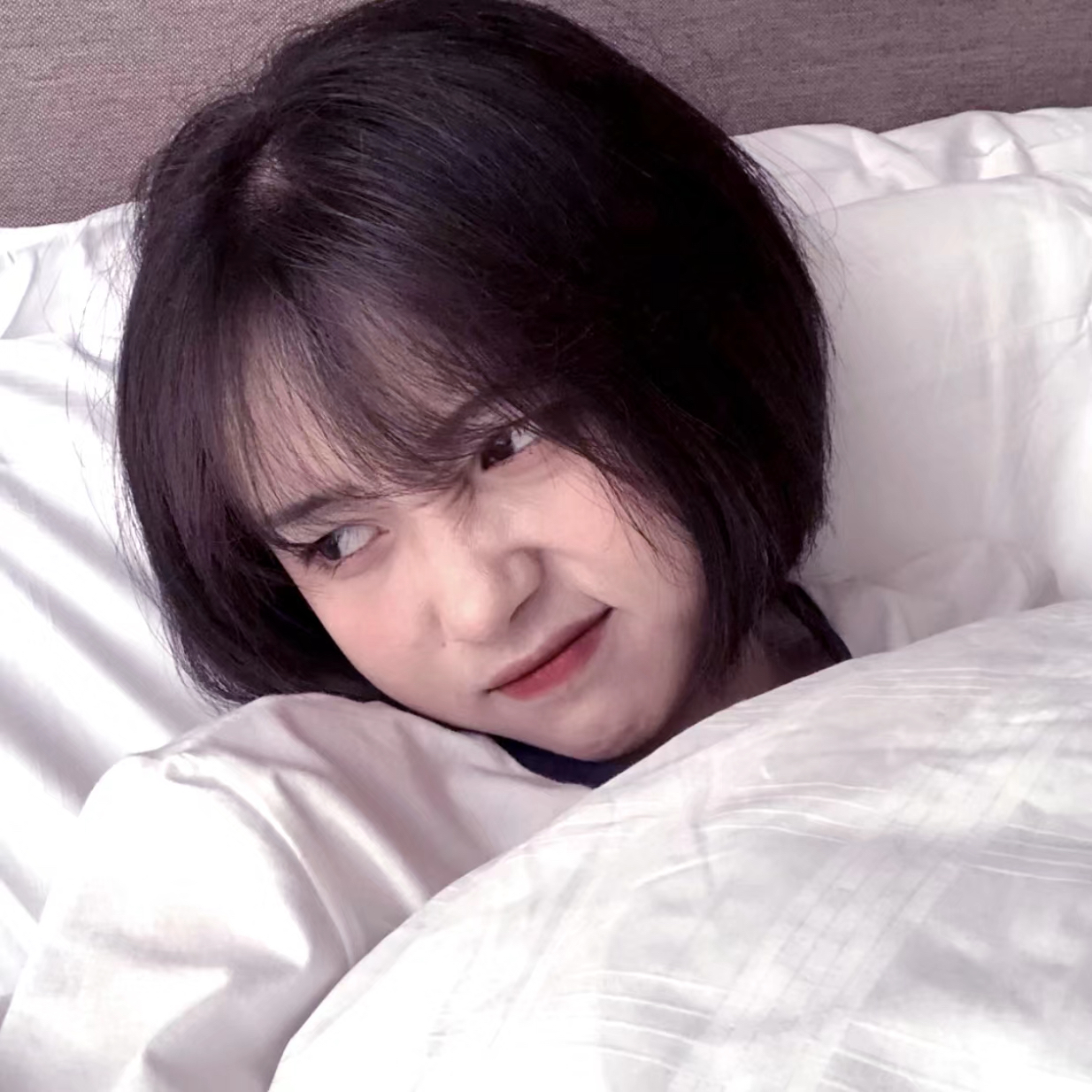 微信小清新唯美粉嫩气质女生头像