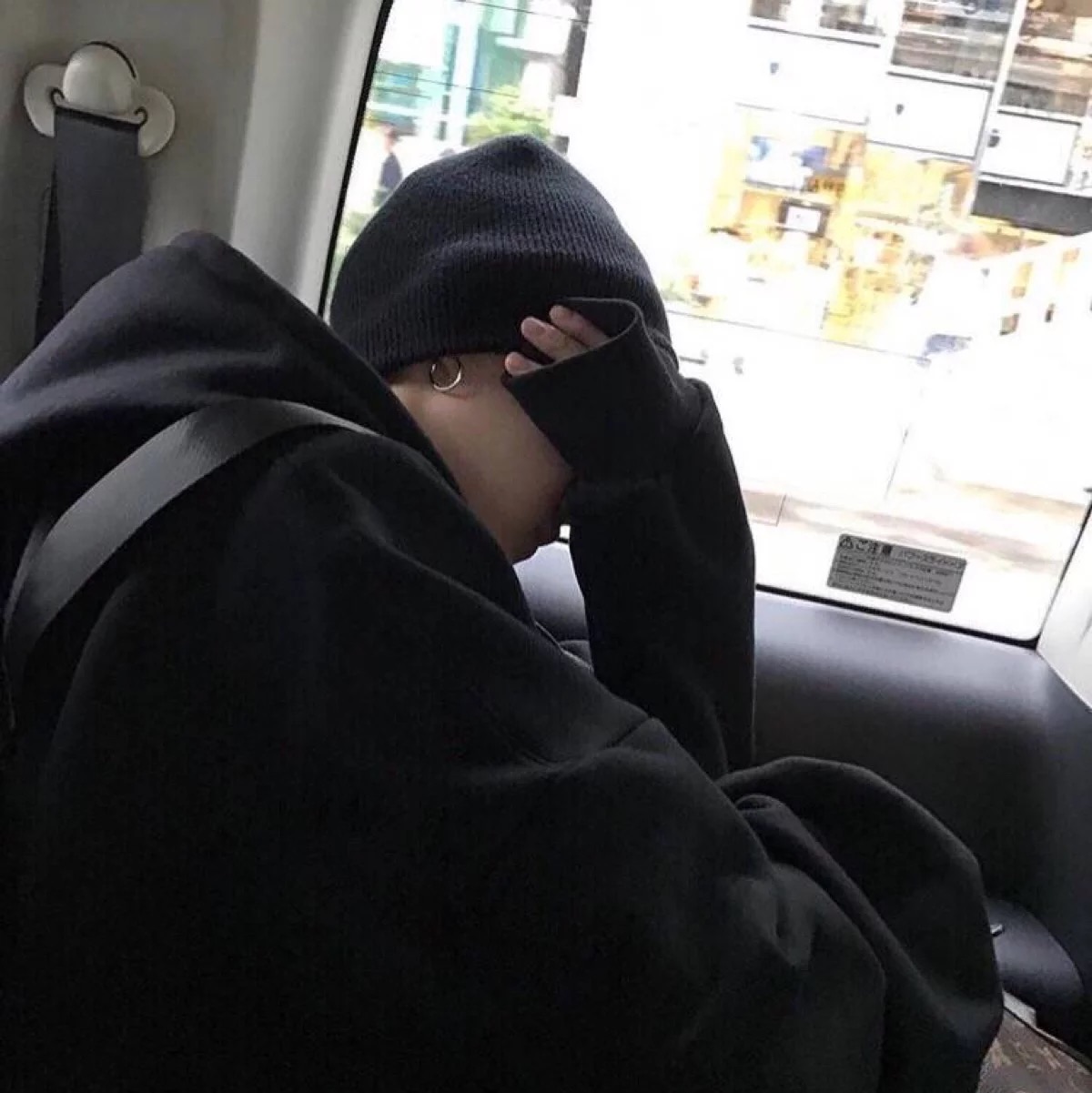 成熟性感男生微信头像