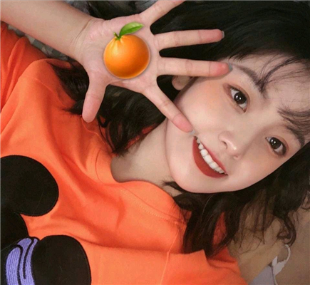 微信深沉佛系时尚女生头像