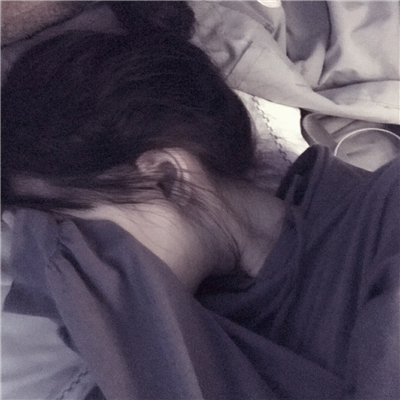 微信清新纯洁阳光女生头像