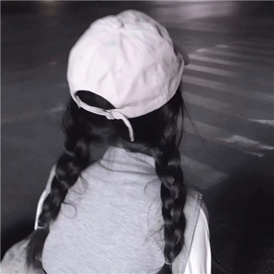 微信文艺阳光粉嫩女生头像