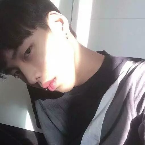 成熟性感男生微信头像