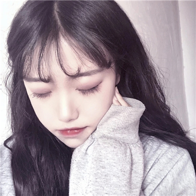 微信清新纯洁阳光女生头像