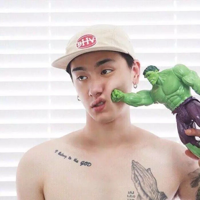 成熟性感男生微信头像