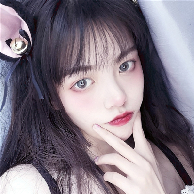 微信文艺迷人气质女生头像