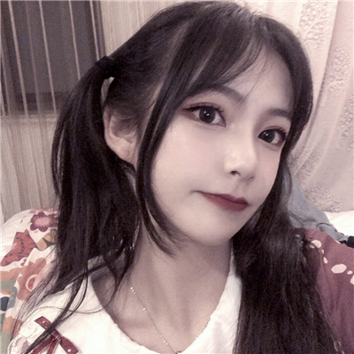 微信文艺迷人气质女生头像
