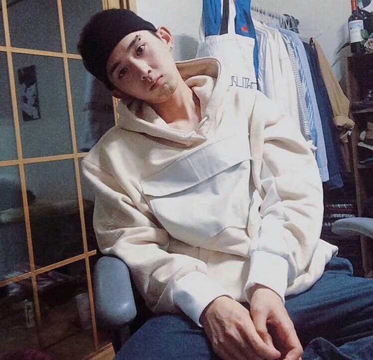 成熟性感男生微信头像