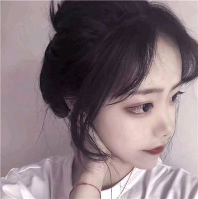 微信唯美粉嫩时尚好看女生头像